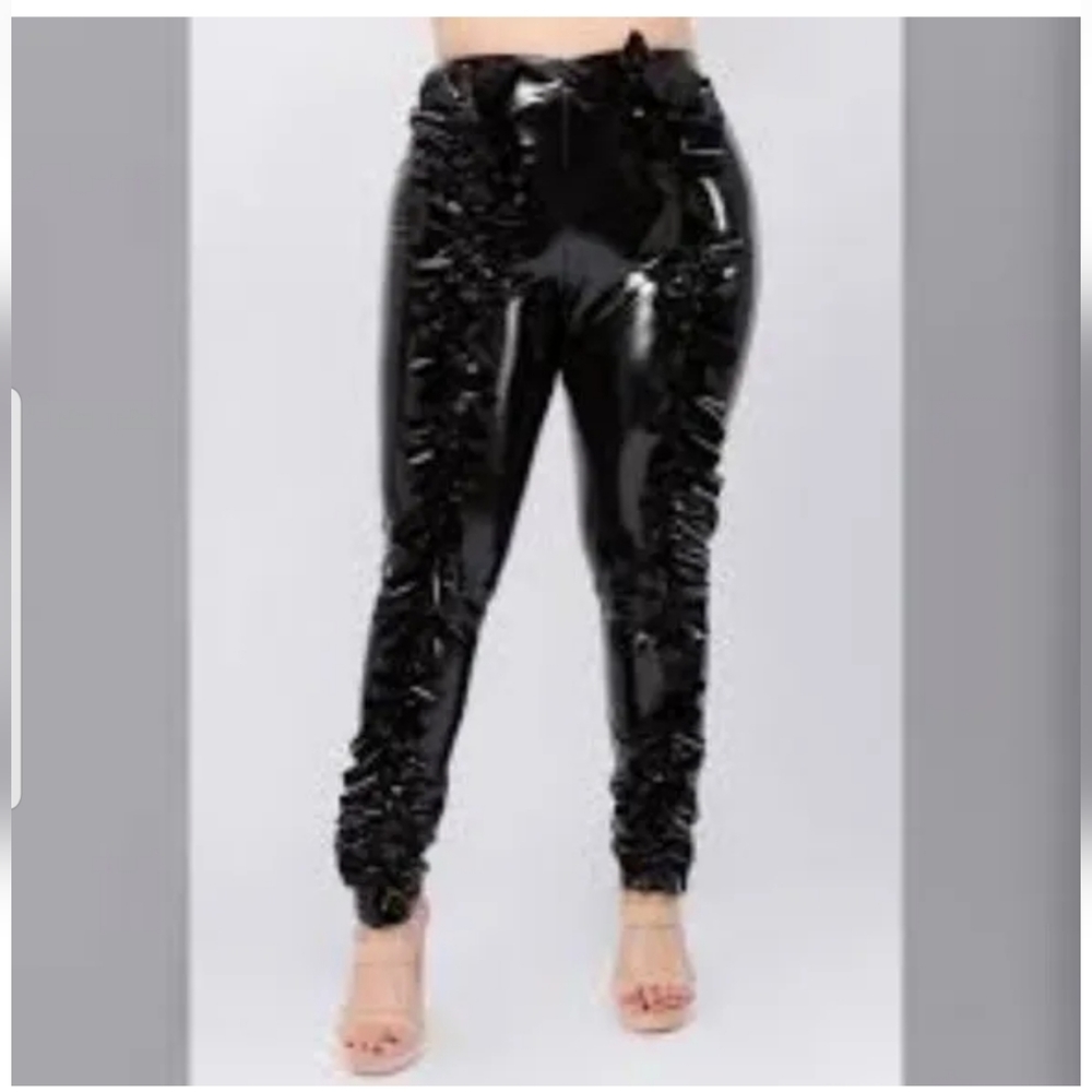 Black Shiny Liquid Ruffle Goth Pleather Witch Sexy Club Unique Leggings 2XL NEW